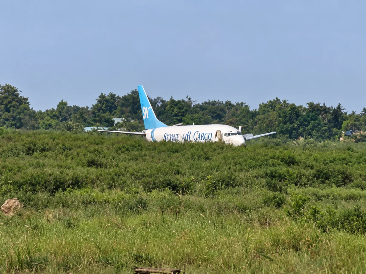Avion de Service Air après une sortie de piste à l’aéroport de Kindu dans le Maniema