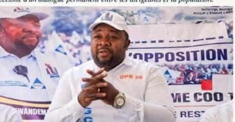 Dolly Mwanza wa Mwanza lors d’un point de presse de la NOGEC consacré au dialogue national et à la situation politique en RDC