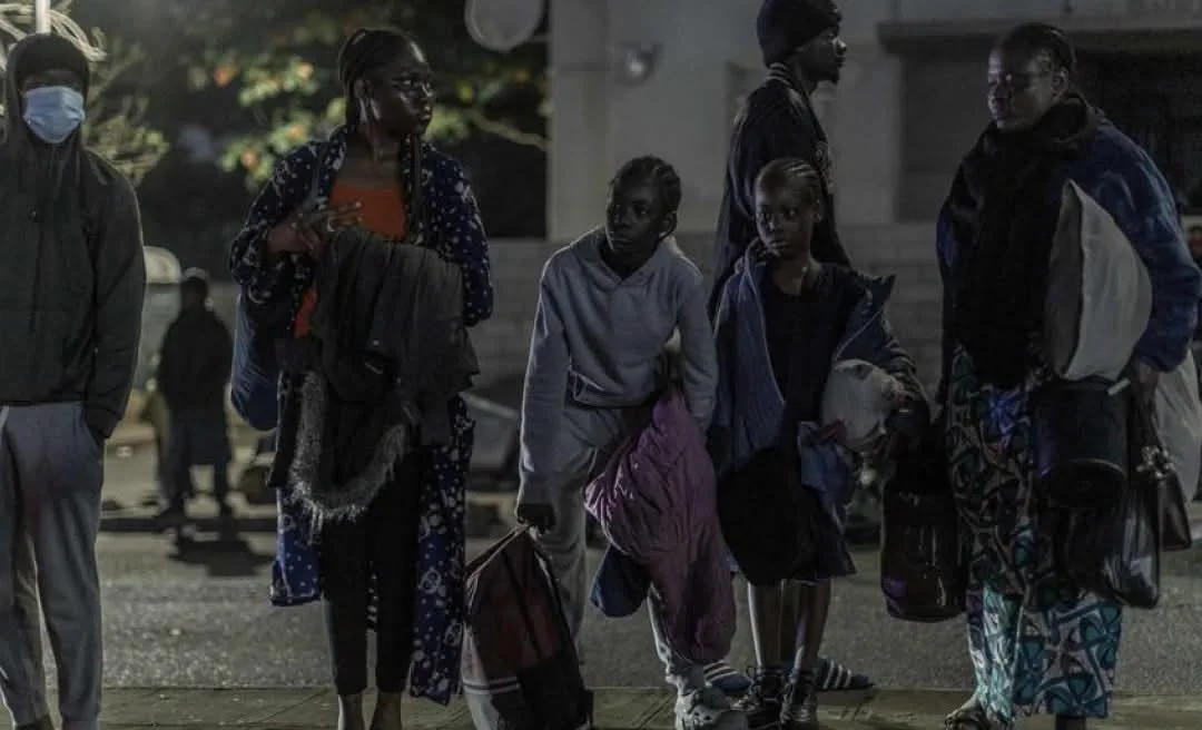 Nancy Ninette Mutoni, porte-parole de la présidence burundaise, lors d’une communication officielle sur l’accueil de migrants expulsés des États-Unis