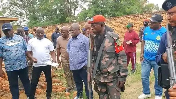 Vue d’une parcelle à Kindu où deux corps sans vie auraient été découverts lors d’une affaire faisant l’objet de vérifications